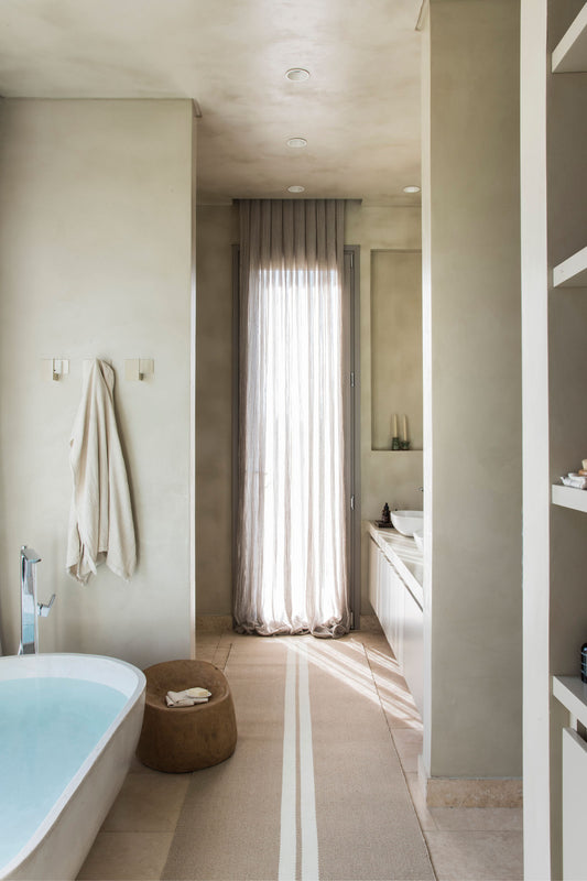 ROCCO MARFIL & BLANCO