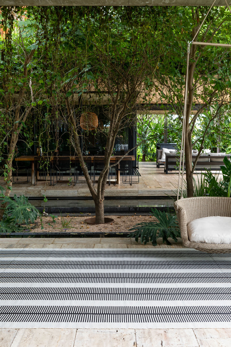 JOY NEGATIVO OFF WHITE & NEGRO